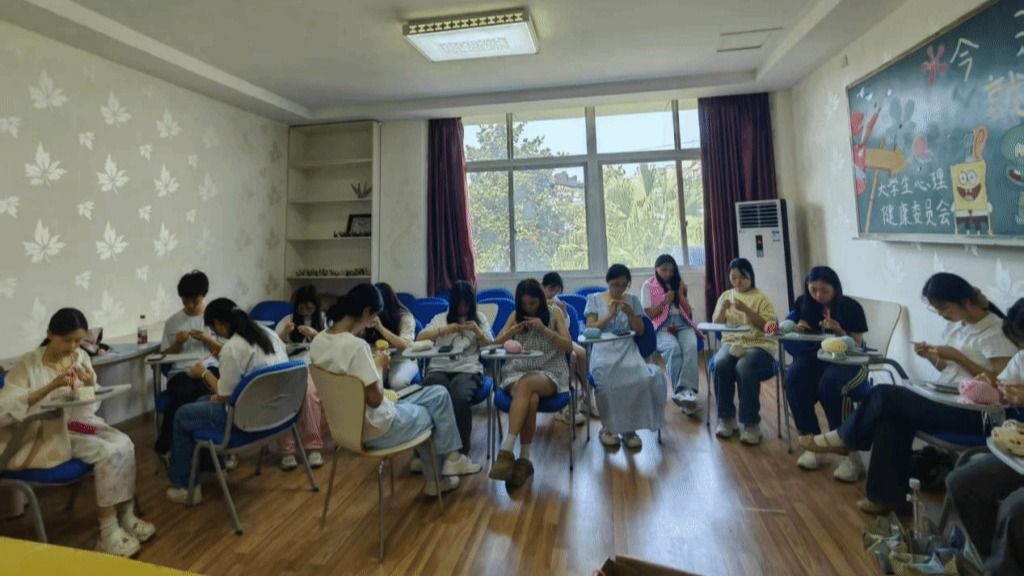 学校第三季“慢拾光,心成长”正念钩针团体活动圆满结束